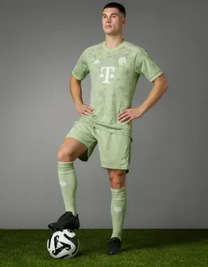 Adidas PANTALÓN CORTO FC BAYERN 2023/2024 WIESN