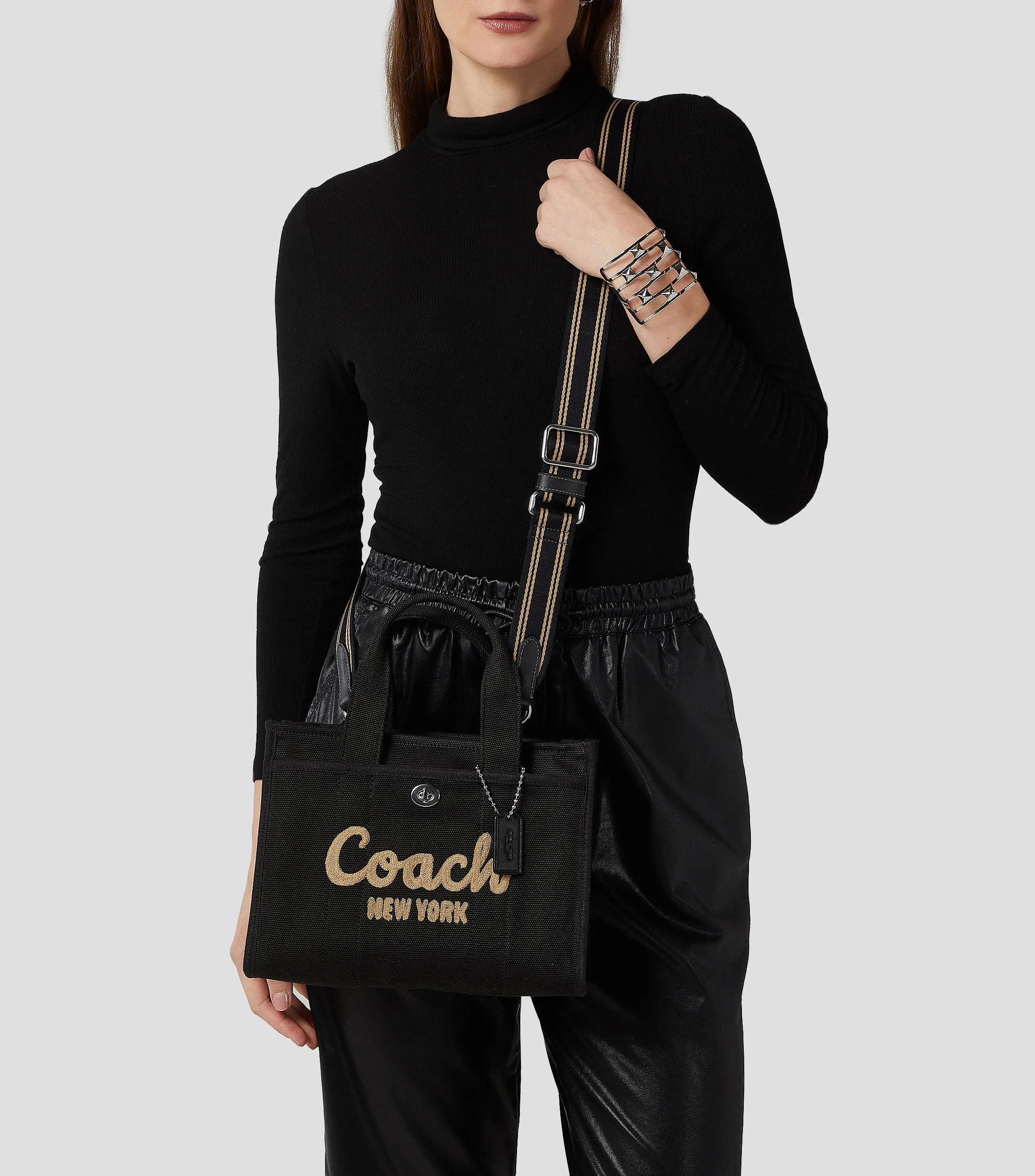 Coach Bolso tote negro Varsity Mujer