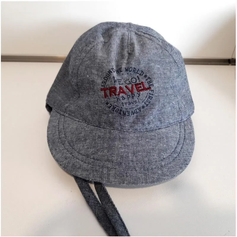 Gorra bebé blanda tela Travel