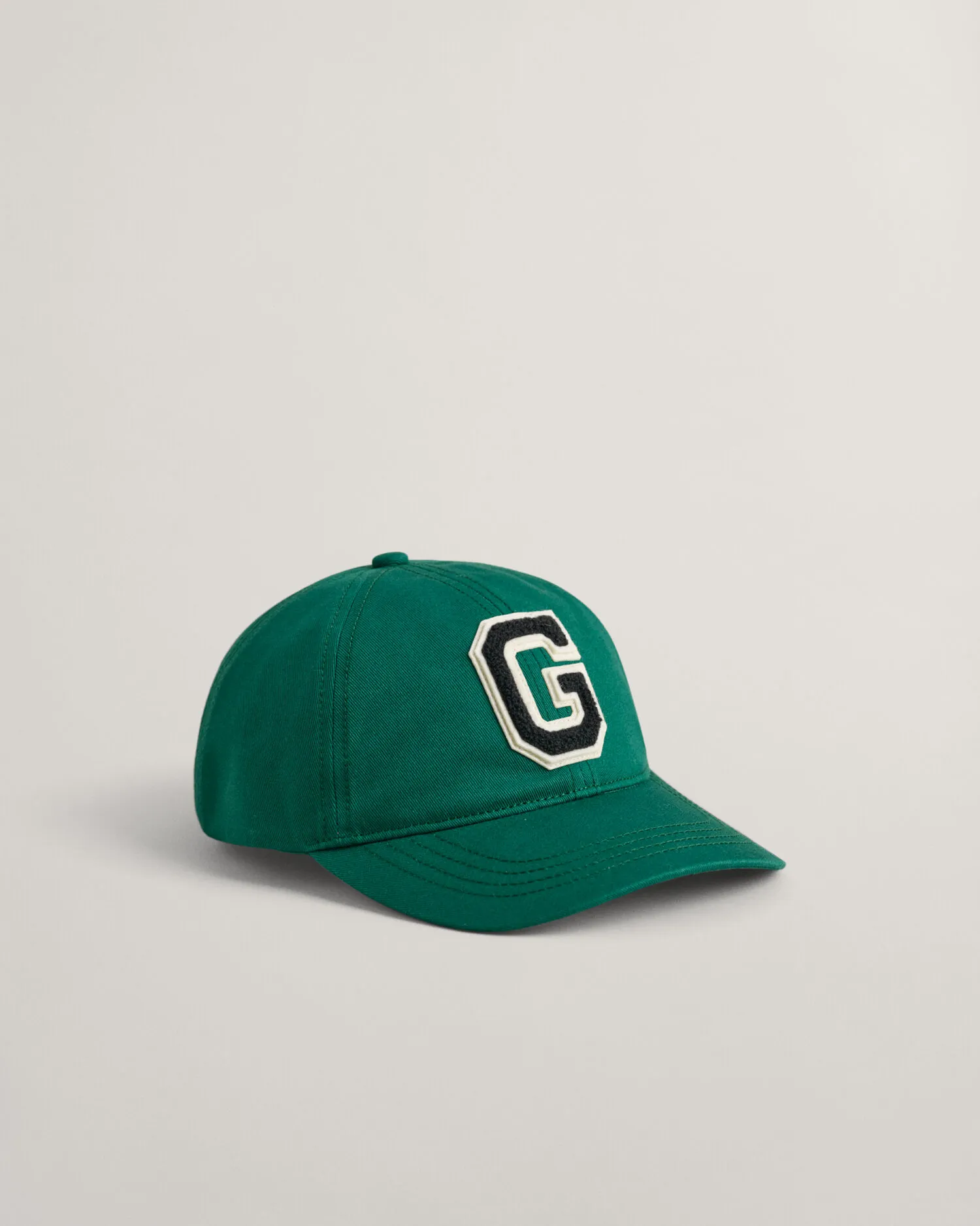 Gorra con insignia G Kids