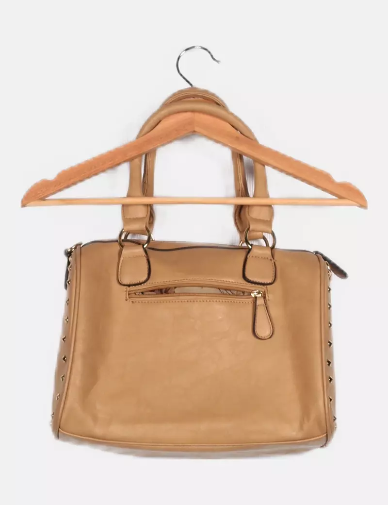 NoName Bolso beige tachas