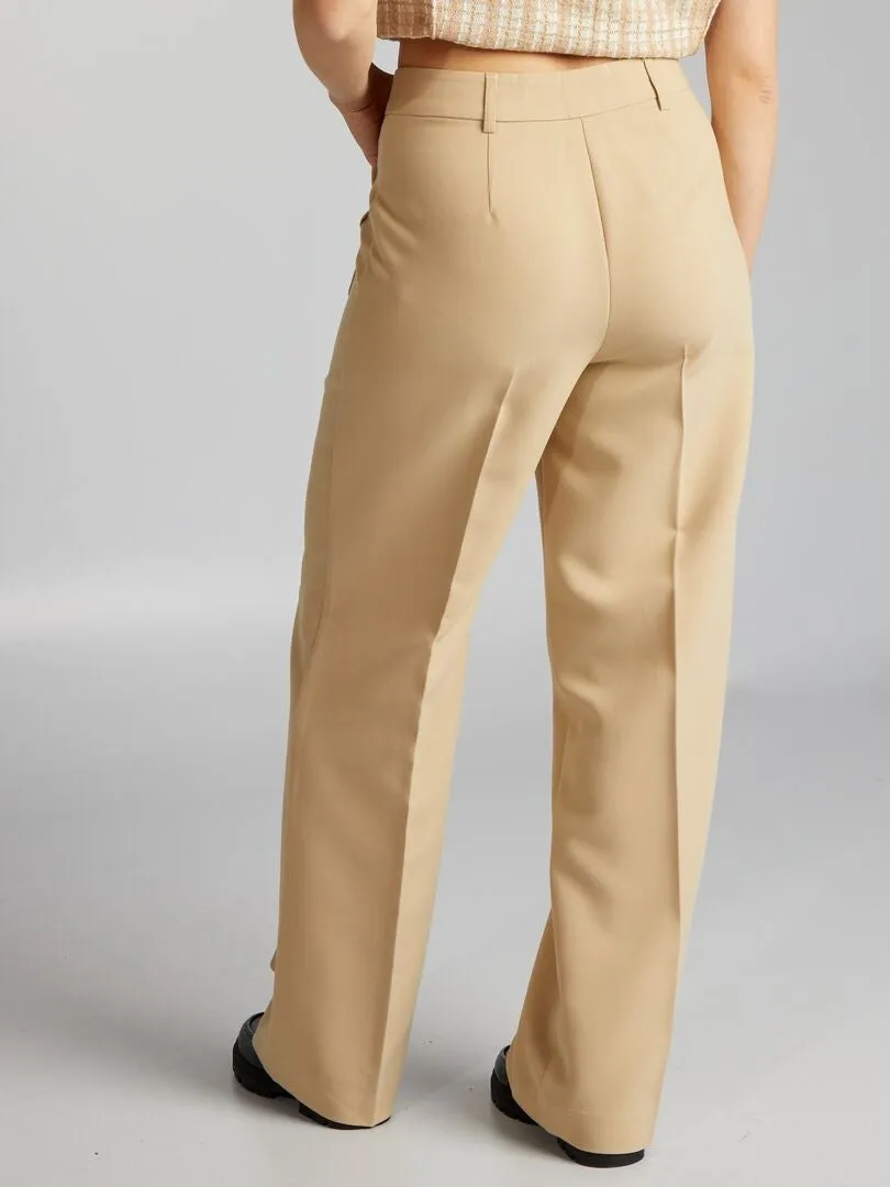 Pantalón recto con bolsillos de parche - BEIGE