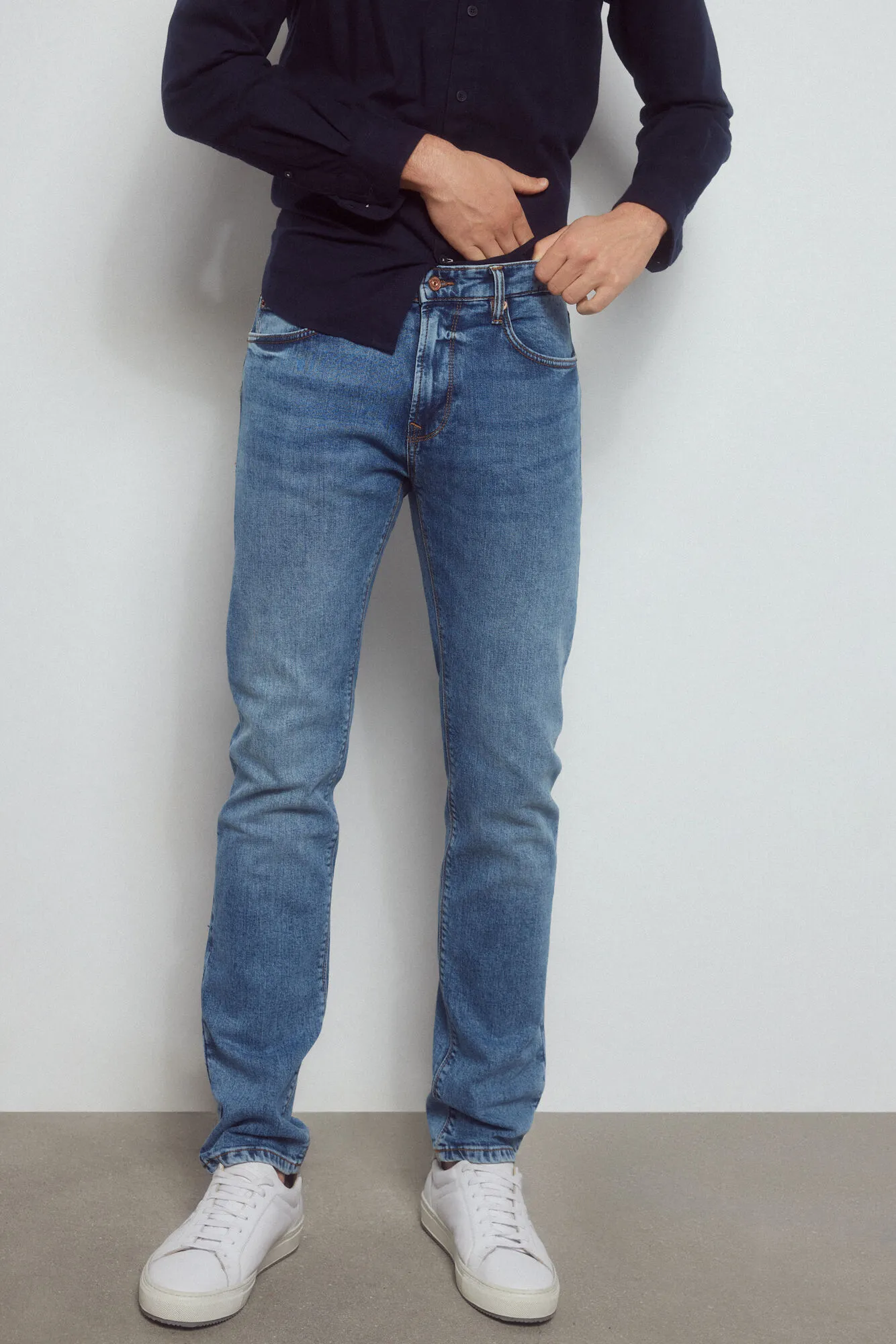 Slim fit jeans