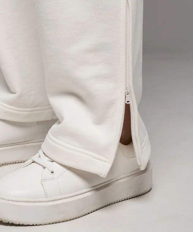 WARDROBE.NYC White pants with zippers in the side seams