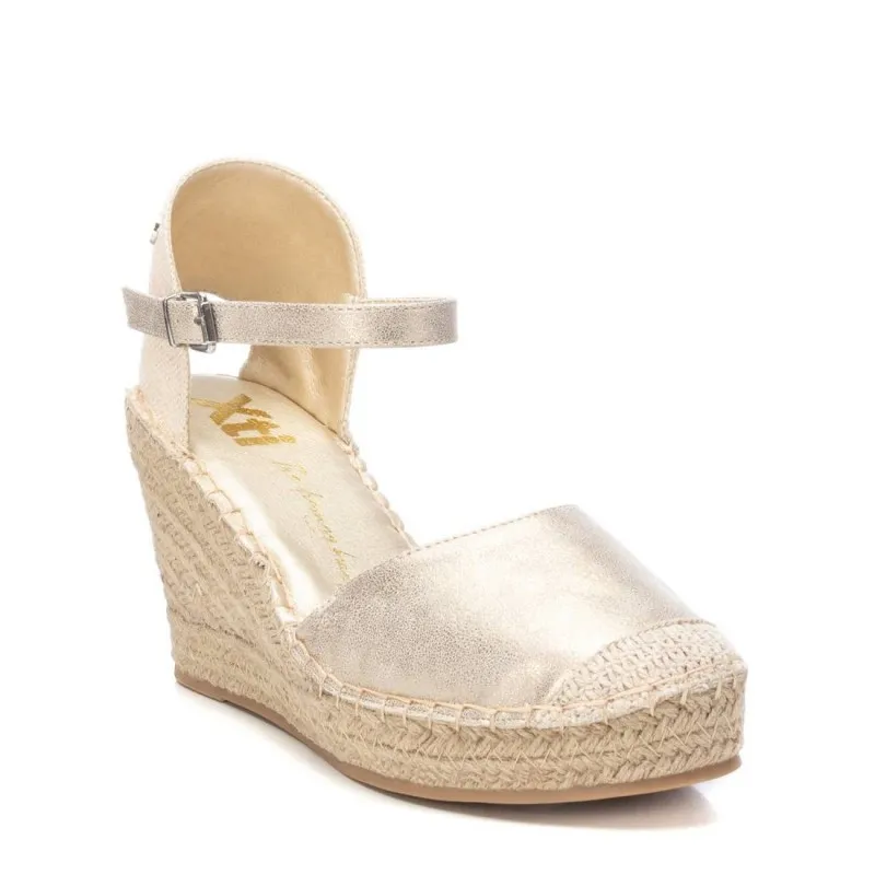 Zapato de mujer XTI 142382 Oro